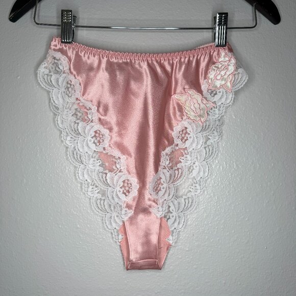 NWT Vintage Victoria’s Secret Gold Label High Cut Satin Lace Sissy Tap Panty - Picture 1 of 6